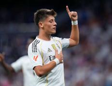 竞彩足球-皇家马德裡(lǐ)新援(皇家马德裡(lǐ)新队长)