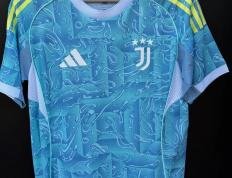 竞彩足球-尤文图斯球衣胸前广告(尤文图斯球衣是什么牌子的)