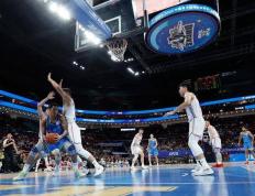 竞彩足球-包含布拉德利·比尔绕桩投篮的词条