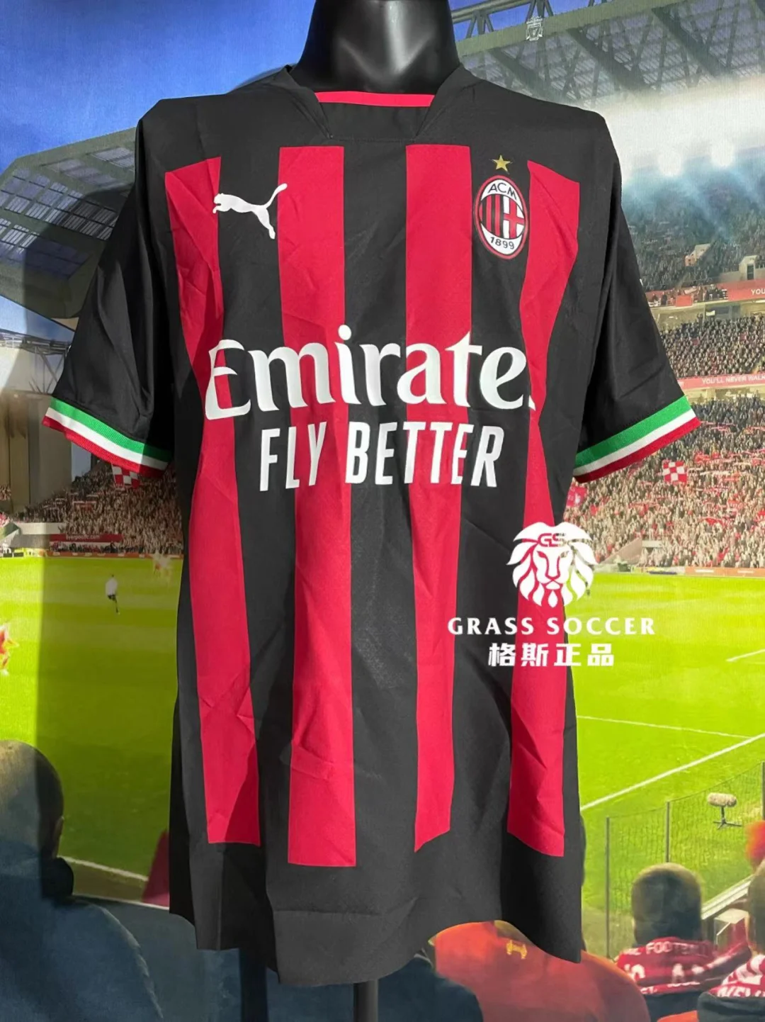 竞猜首页-AC米兰纪念球衣(ac米兰俱乐部为纪念哪位)