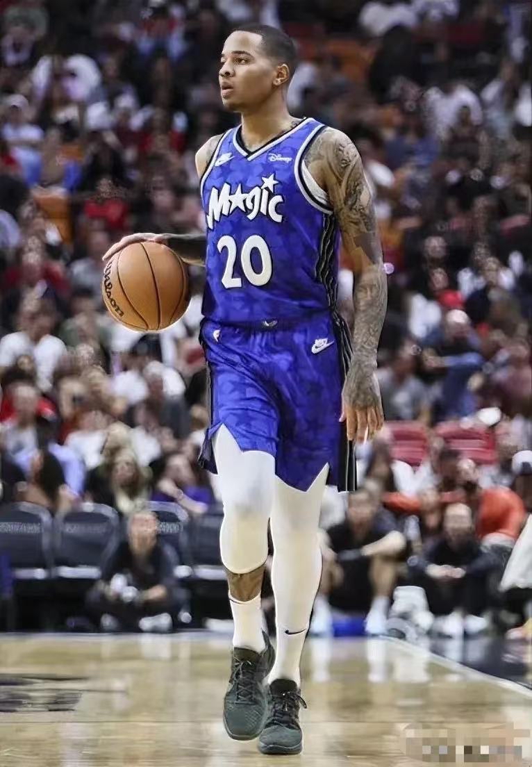 竞猜-本·西蒙斯富(fù)尔茨对比的简单介绍