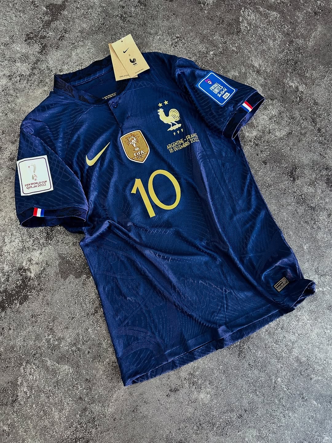 竞猜-姆巴佩踢几号(姆巴佩踢的位(wèi)置)