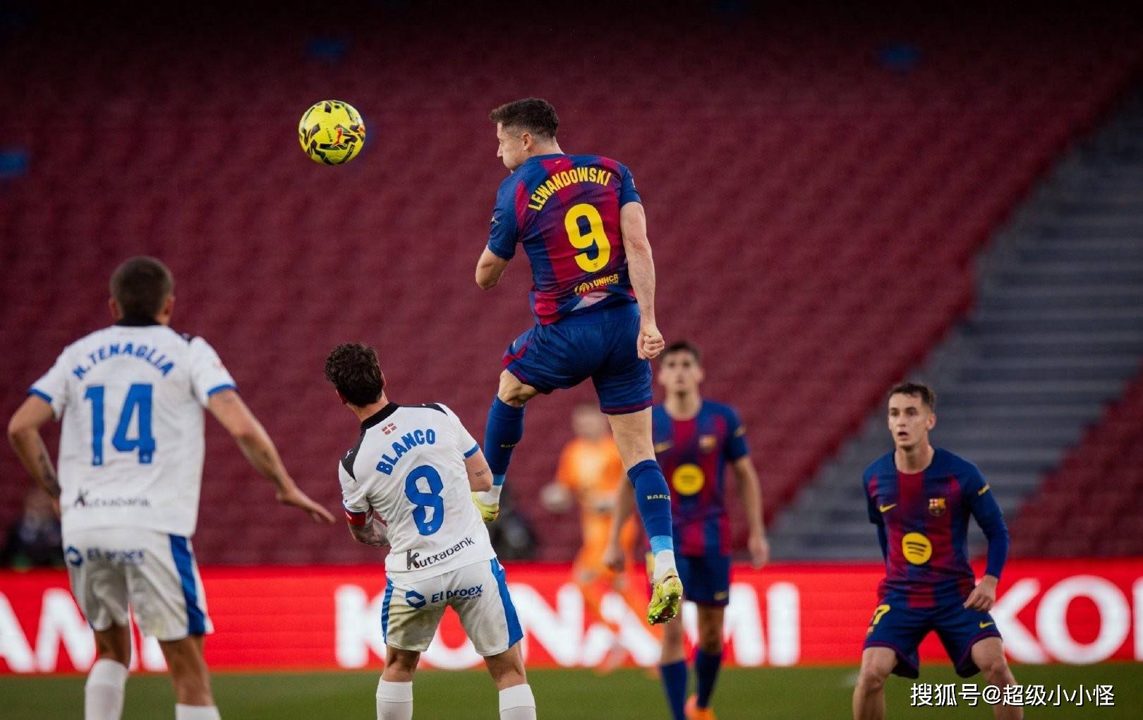 竞彩足球-巴萨今天的引援进展(巴萨今天的引援进展如何)