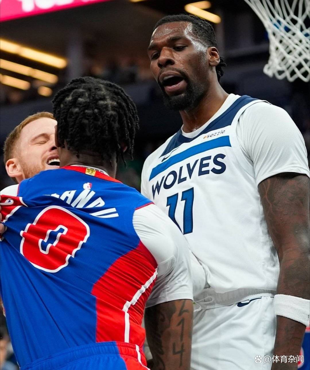 中国竞彩网-NBA赛程打架(nba赛场打架视频)